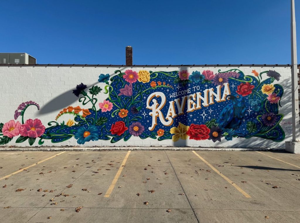 Outdoor Mural by Lisa Quine - https://www.lisaquine.com/